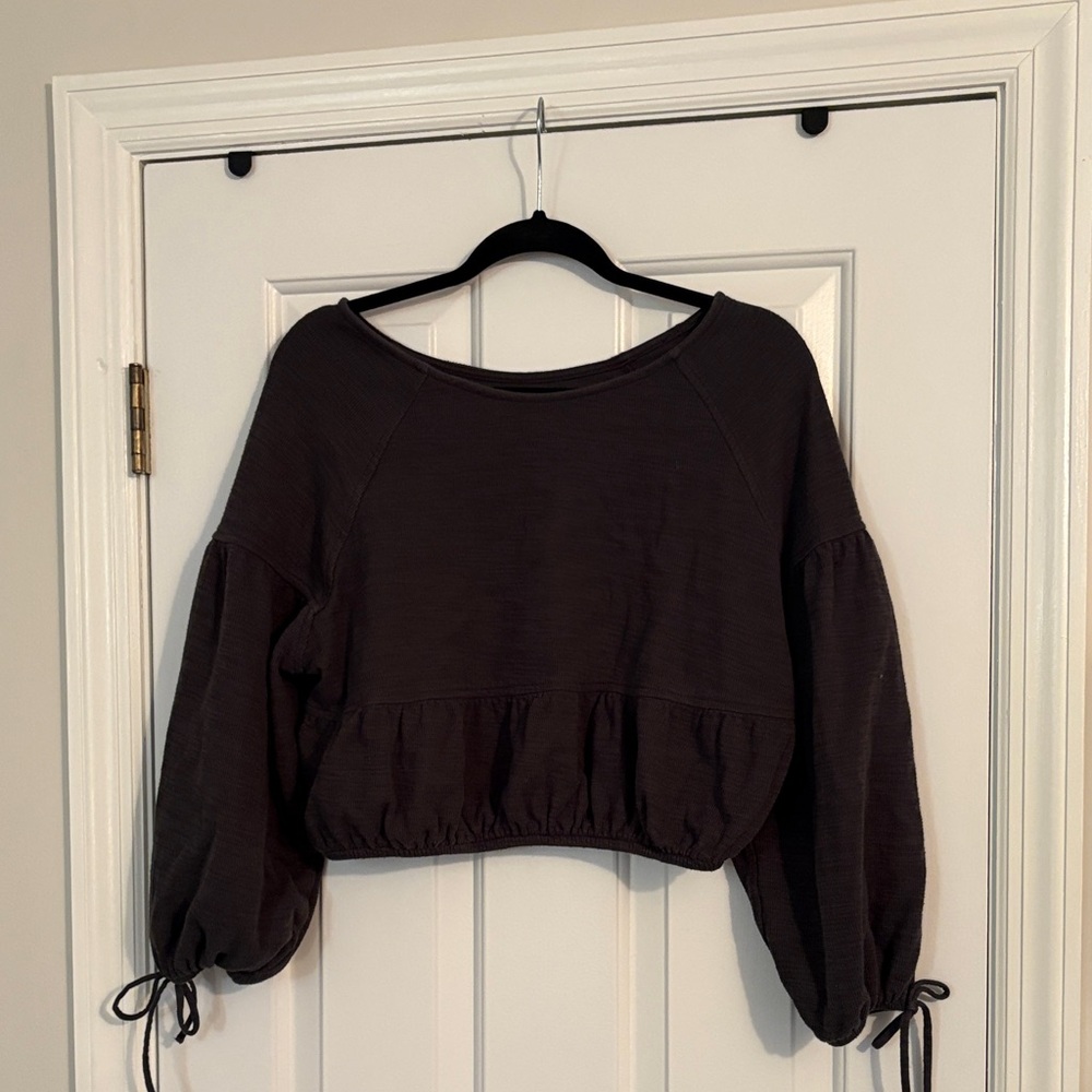 Aerie Charcoal Gray Cropped Top